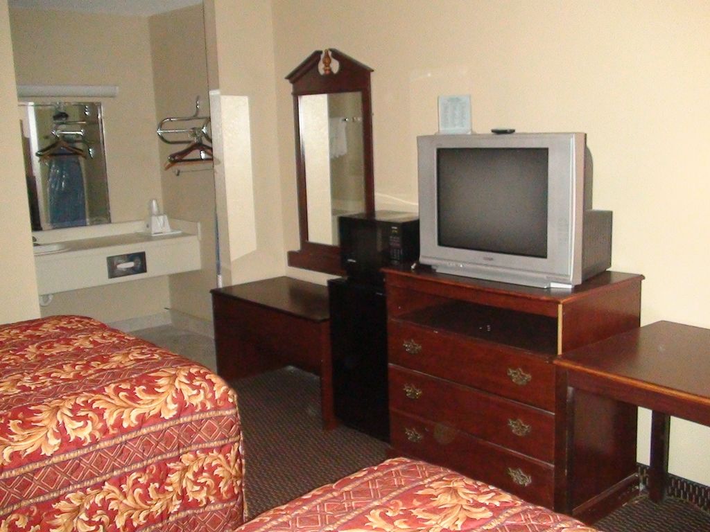 Motel 6 Oklahoma City Ok Frontier City ادمون الغرفة الصورة